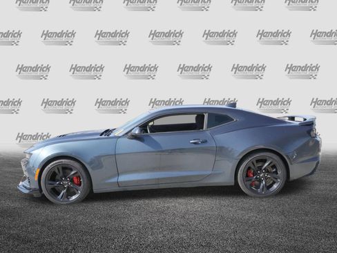 Used 2020 Chevrolet Camaro SS RWD image 6