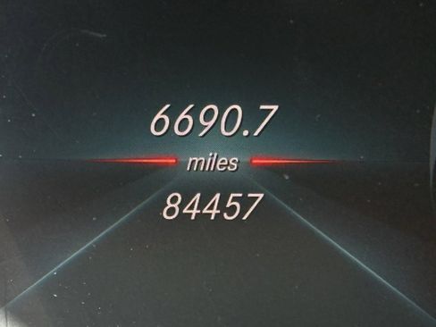 Used 2020 Mercedes-Benz C 300 Sedan image 14