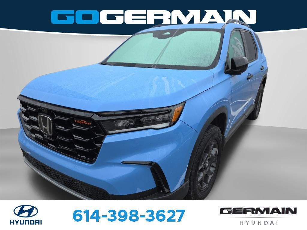 Used 2025 Honda Pilot TrailSport image 4