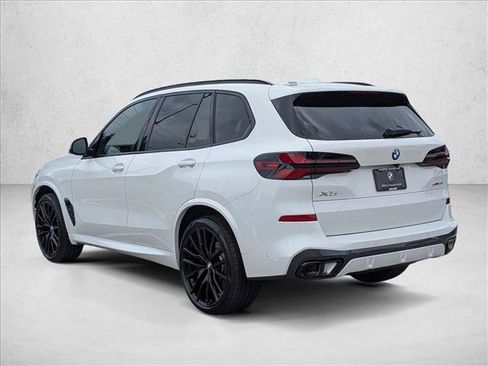 Used 2026 BMW X5 sDrive40i w/ M Sport Package RWD image 8
