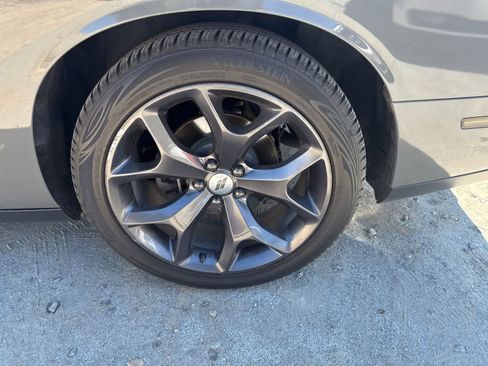 Used 2017 Dodge Challenger SXT Plus image 10