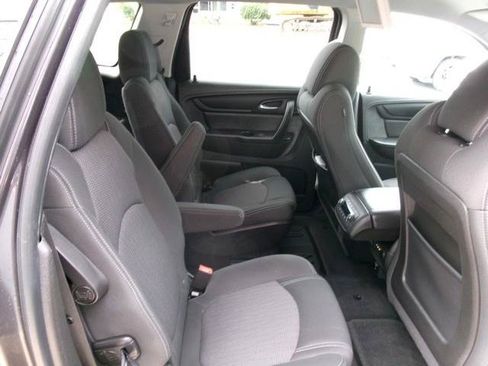 Used 2015 Chevrolet Traverse LT w/ Traveler's Package AWD/4WD image 19