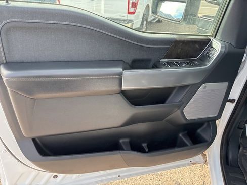 Used 2023 Ford F150 Lariat w/ Trailer Tow Package image 22