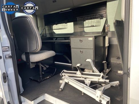 Used 2018 Ford Transit 150 XLT image 12
