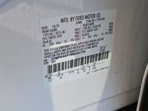 Used 2021 Ford Edge ST image 35