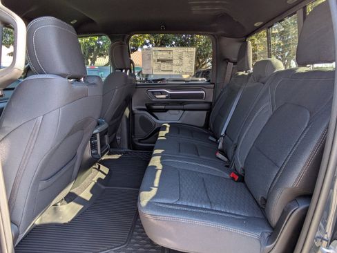 New 2026 RAM 1500 4x4 Crew Cab image 15