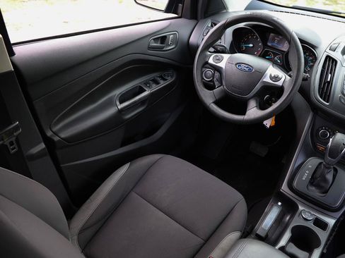 Used 2016 Ford Escape S FWD image 19