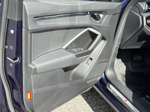 Used 2021 Audi Q3 2.0T Premium w/ Convenience Package image 8