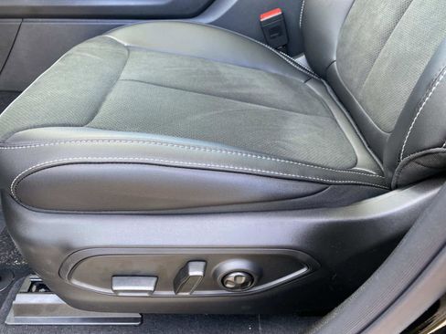 New 2026 Jeep Grand Cherokee Altitude image 10