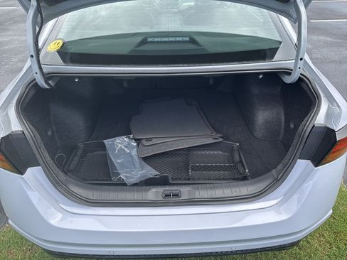 Used 2024 Nissan Altima 2.5 SR image 35