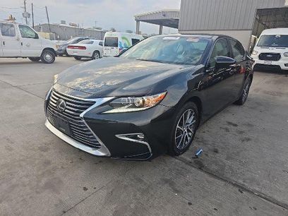 Used 2018 Lexus ES 350
