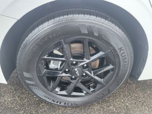 Used 2025 Kia K5 LXS image 5