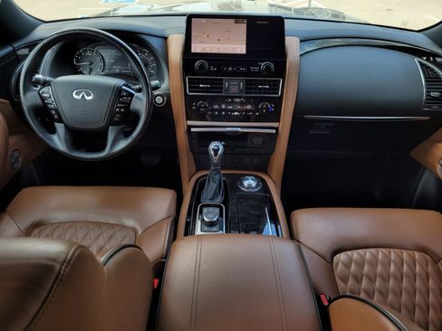 Used 2024 INFINITI QX80 Sensory image 40