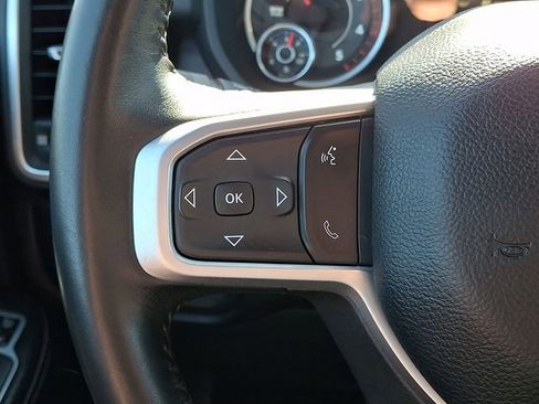 Used 2024 RAM 2500 Big Horn AWD/4WD image 20