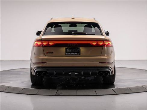 Used 2024 Audi SQ8 Prestige AWD/4WD image 4