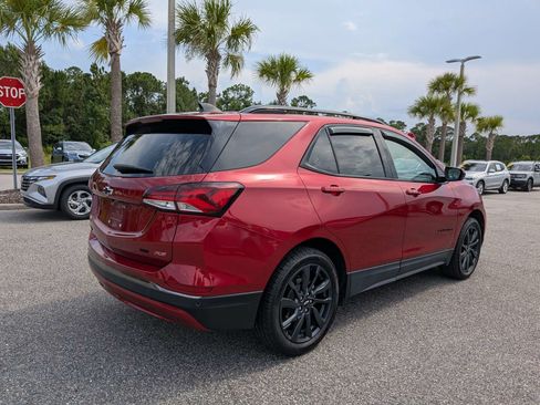 Used 2022 Chevrolet Equinox RS AWD/4WD image 4
