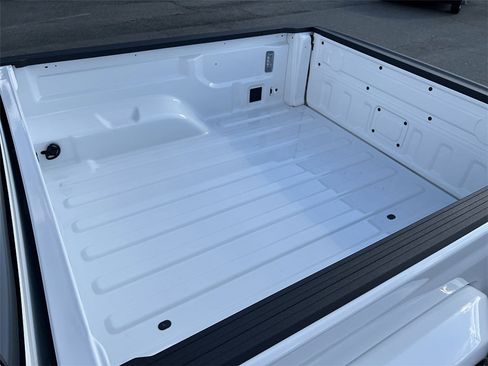 New 2025 Jeep Gladiator Rubicon image 25