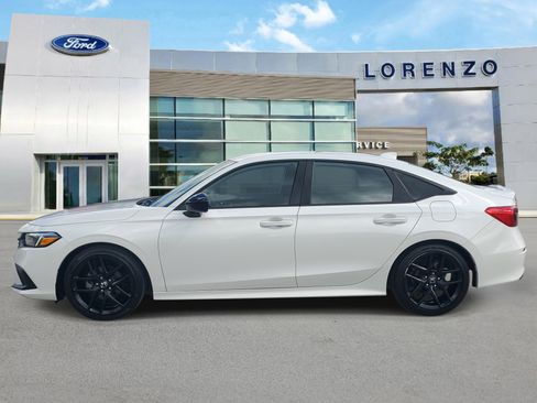 Used 2023 Honda Civic Sport image 8