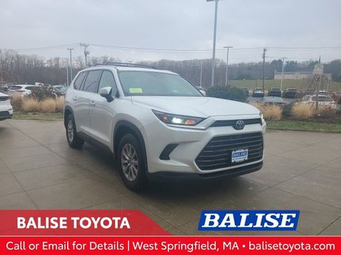 Used 2024 Toyota Grand Highlander XLE image 1