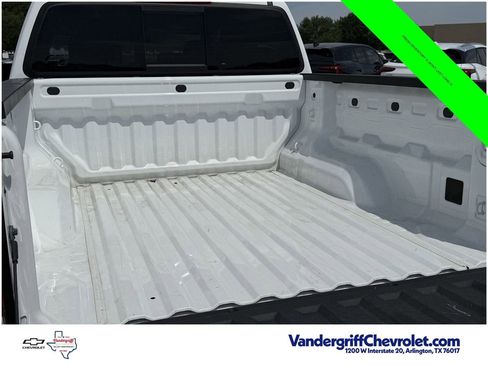 Used 2024 Chevrolet Colorado LT w/ LT Convenience Package RWD image 24