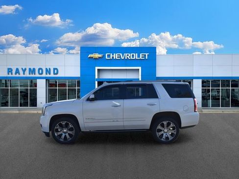 Certified 2017 GMC Yukon Denali w/ Open Road Package AWD/4WD image 6