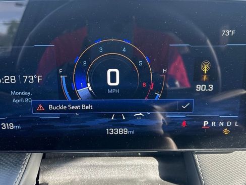 Used 2025 Chevrolet Equinox LT FWD image 9