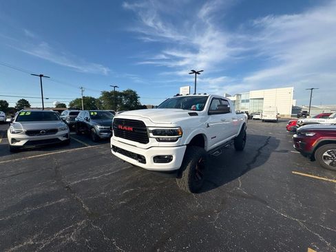 Used 2019 RAM 2500 Laramie w/ Night Edition AWD/4WD image 7
