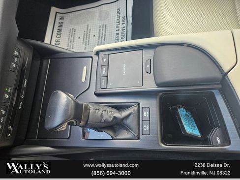 Used 2022 Lexus ES 300h w/ Premium Package image 26