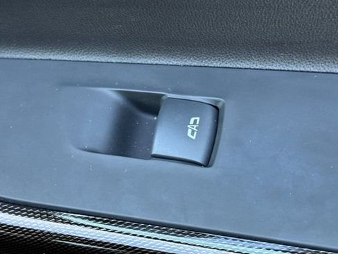 Used 2023 GMC Acadia AT4 w/ Technology Package AWD/4WD image 23