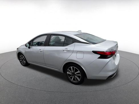 Used 2025 Nissan Versa SV FWD image 10