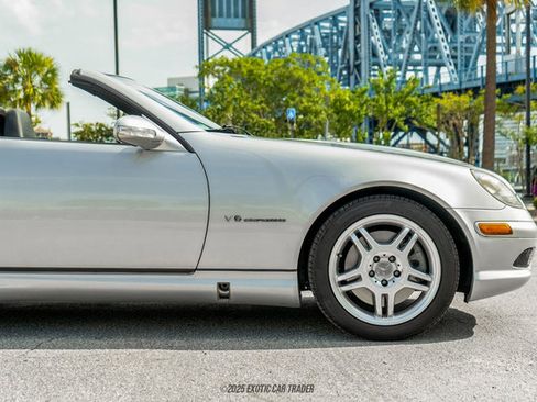 Used 2003 Mercedes-Benz SLK 32 AMG image 11