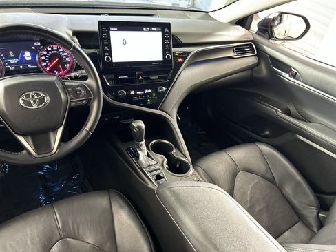 Used 2022 Toyota Camry XSE w/ Carpet Mat Package (TMS) image 23
