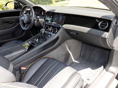Used 2026 Bentley Continental GT AWD/4WD image 4