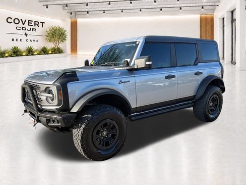 Used 2022 Ford Bronco Badlands w/ Sasquatch Package AWD/4WD image 4