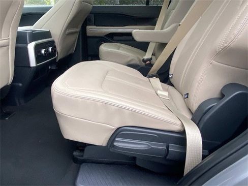 Certified 2024 Ford Expedition Limited image 50