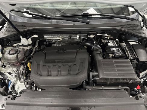 Used 2021 Volkswagen Tiguan SEL image 37