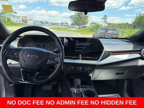 Used 2025 Chevrolet Trax RS w/ Driver Confidence Package FWD image 15