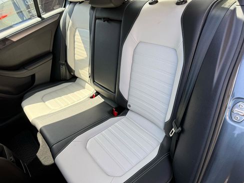 Used 2017 Volkswagen Jetta Sport image 7