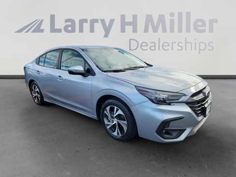 Used 2024 Subaru Legacy Premium image 7