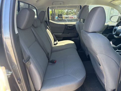 Used 2021 Toyota Tacoma SR w/ SR Convenience Package RWD image 7