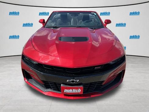 Certified 2019 Chevrolet Camaro SS RWD image 2