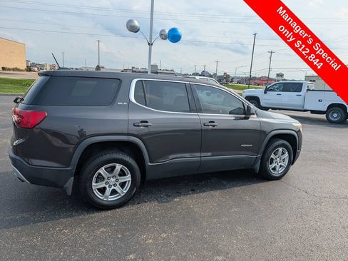Used 2018 GMC Acadia SLE AWD/4WD image 8