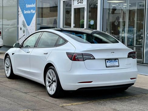 Used 2022 Tesla Model 3 Long Range image 3