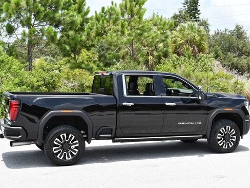 Used 2026 GMC Sierra 2500 Denali Ultimate w/ Max Trailering Package AWD/4WD image 6
