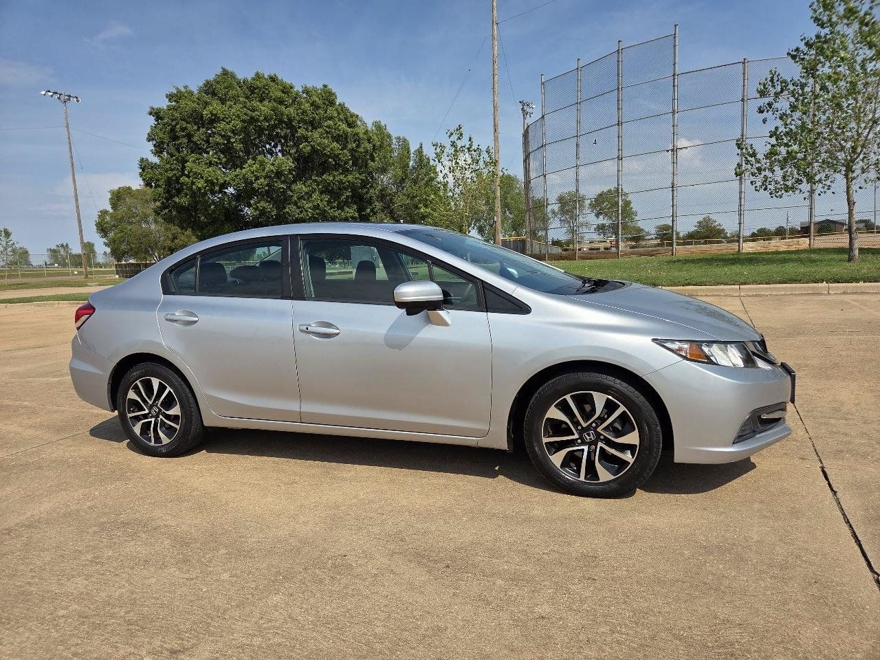 Used 2015 Honda Civic EX image 25