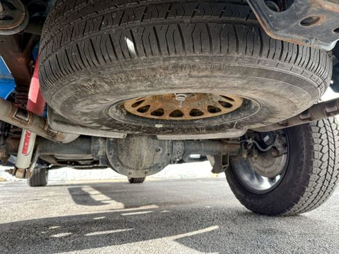 Used 2023 Chevrolet Silverado 1500 Custom Trail Boss image 31