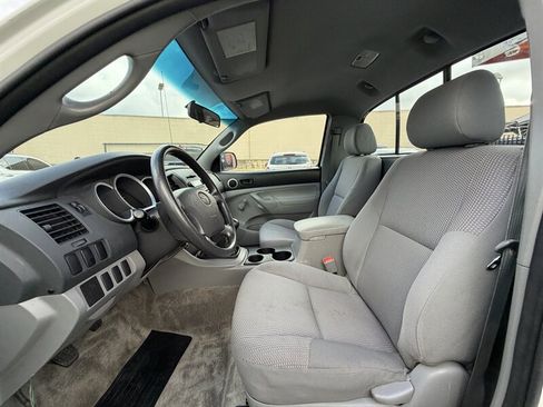 Used 2006 Toyota Tacoma PreRunner w/ Standard Pkg #2 RWD image 27