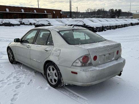 Used 2001 Lexus IS 300 image 6