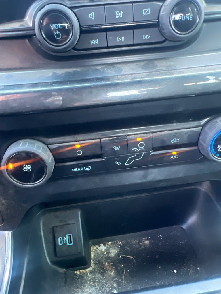 Used 2022 Ford F150 XL w/ STX Appearance Package AWD/4WD image 5