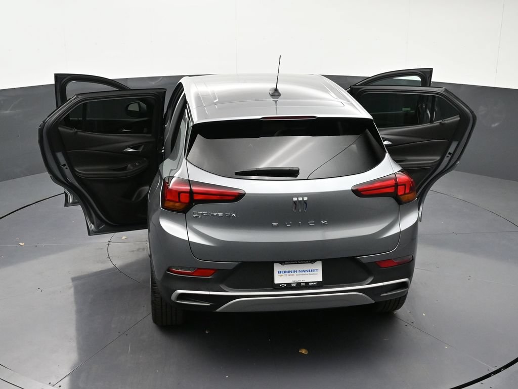 Used 2025 Buick Encore GX Preferred w/ Comfort Package AWD/4WD image 36